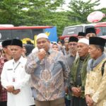 Bupati Suhatri Bur Lepas 229 Jamaah Calon Haji Padang Pariaman